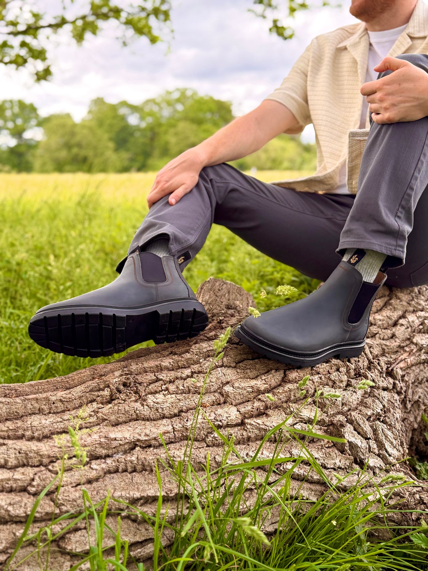 Men's Water-Resistant Chelsea Boots | Graphite Grey