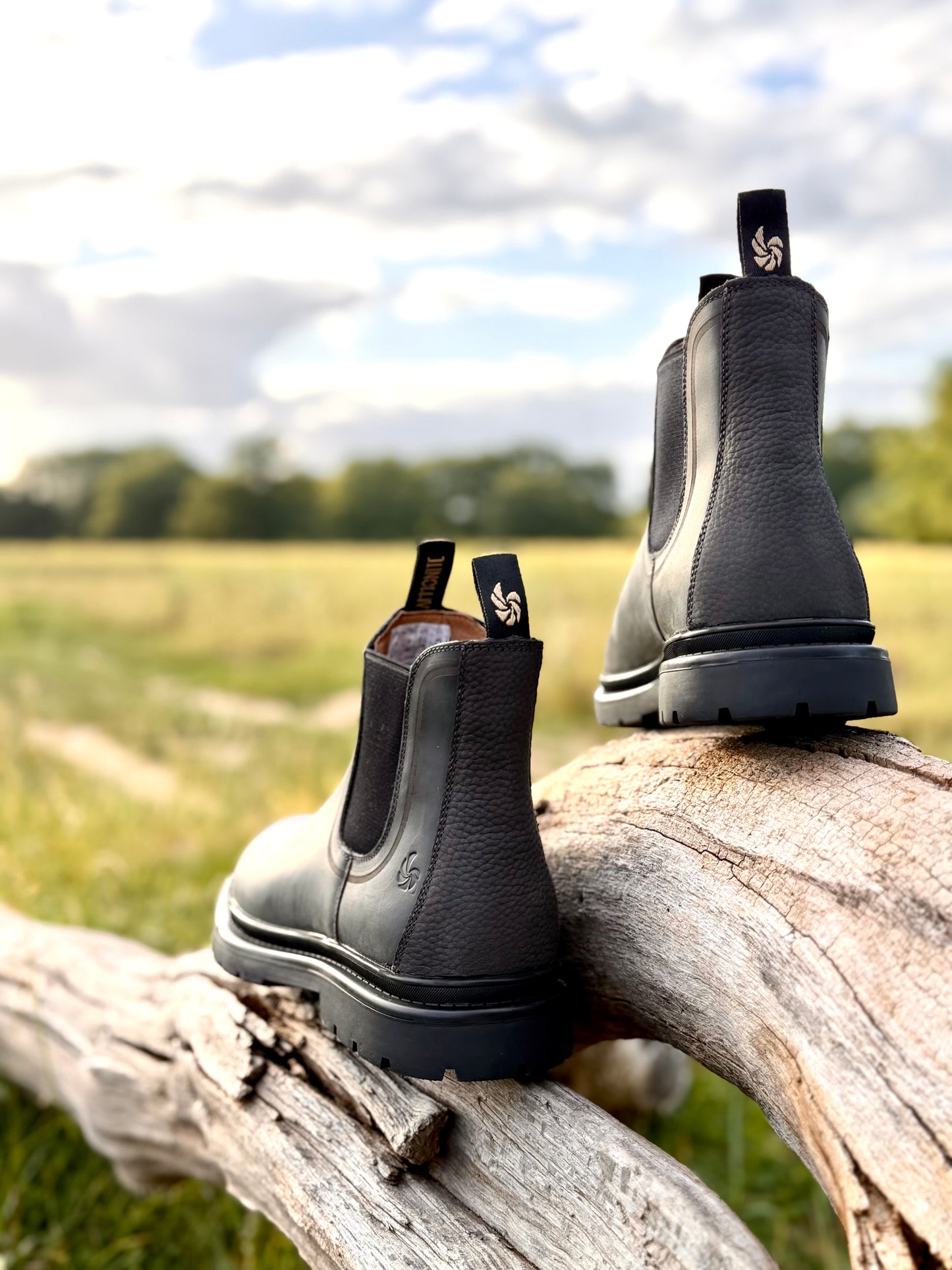 Men's Water-Resistant Chelsea Boots | Graphite Grey